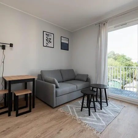 Modern And Elegant 3City Studios In Gdynia By Noclegi Renters