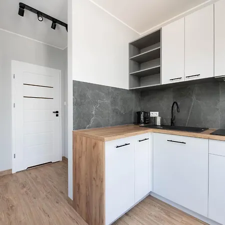 Stylowe Studia Niedaleko Stacji Kolejowej By Renters Apartment *