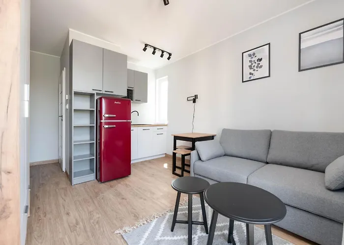 Modern And Elegant 3city In By Renters *